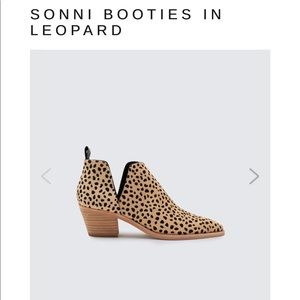 Dolce Vita booties size 8